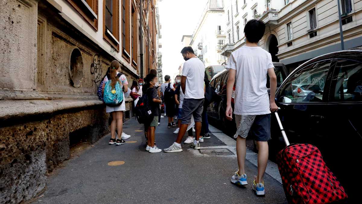 Immagine di Produttività e demografia. Un libro sulle cause del declino italiano
