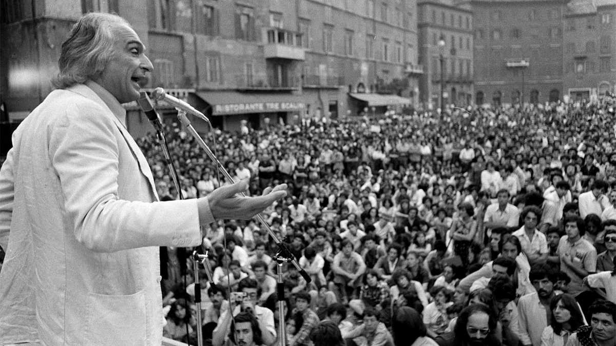 Immagine di I radicali litigano pure sulla targa per Pannella. Turco: "Va messa a Torre Argentina"