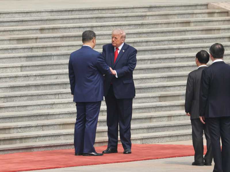 Il tappeto rosso per Trump a Pechino