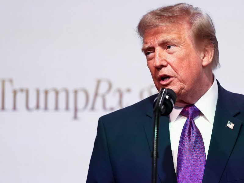 Trump compra, Trump fa annunci, Trump (e non solo) guadagna