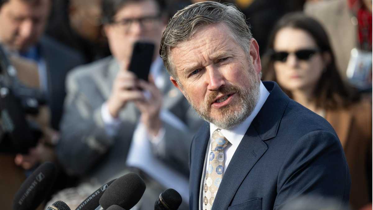Immagine di Trump chiude i conti nel Kentucky: sconfitto Massie, tramonta anche l’eredità McConnell