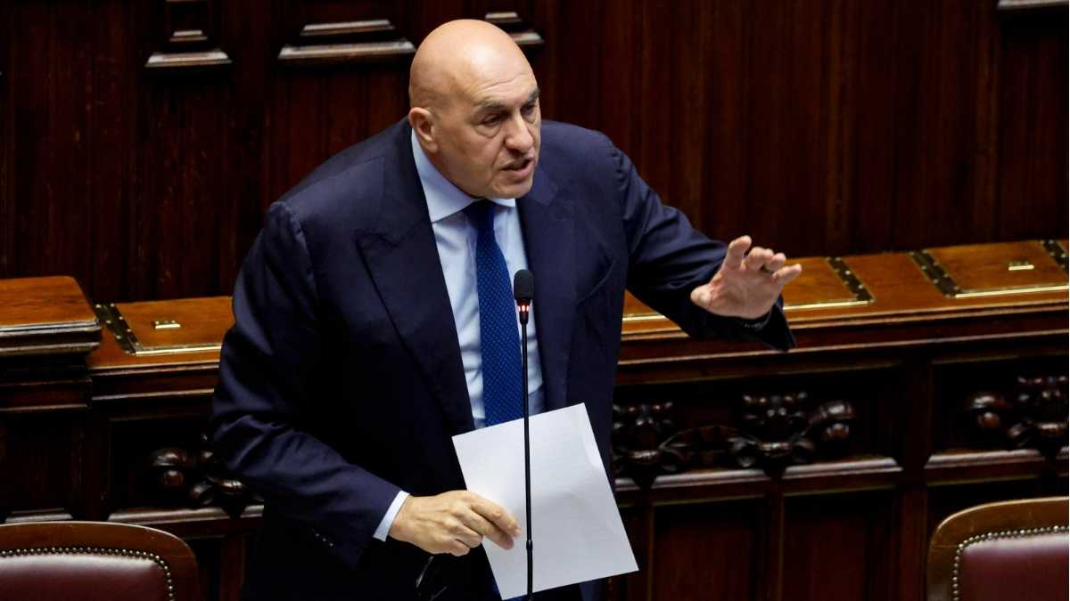 Immagine di Il Vangelo di Crosetto: “Safe indispensabile”. Citofonare Giorgetti