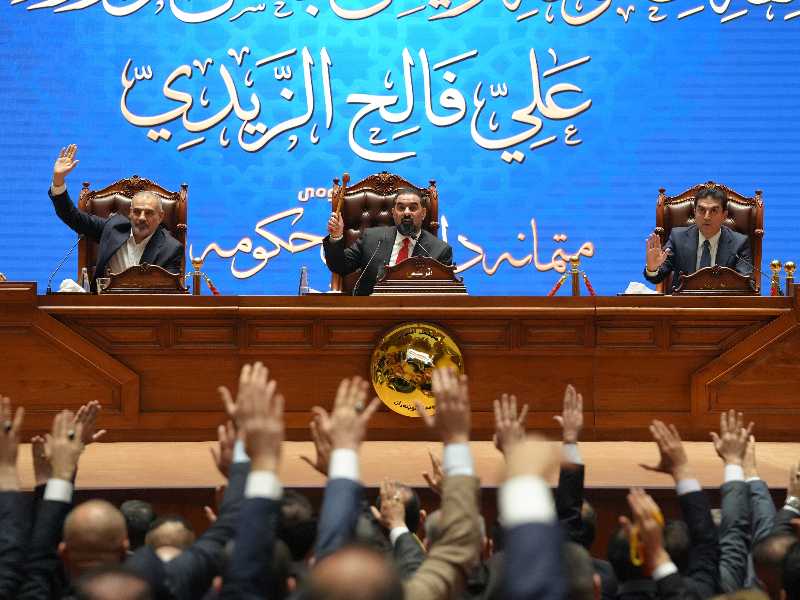 Le sfide del nuovo premier iracheno Ali al Zaidi, diviso tra Washington e Teheran