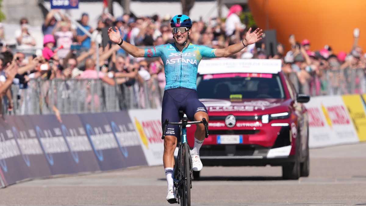 Immagine di Al Giro è il giorno della gioia lacustre di Alberto Bettiol