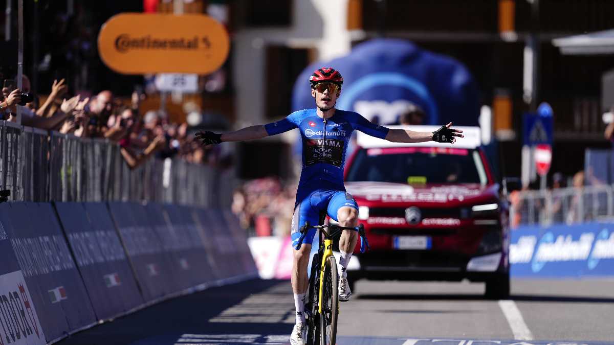 Immagine di Giro d'Italia, l'imperturbabile estasi di Jonas Vingegaard