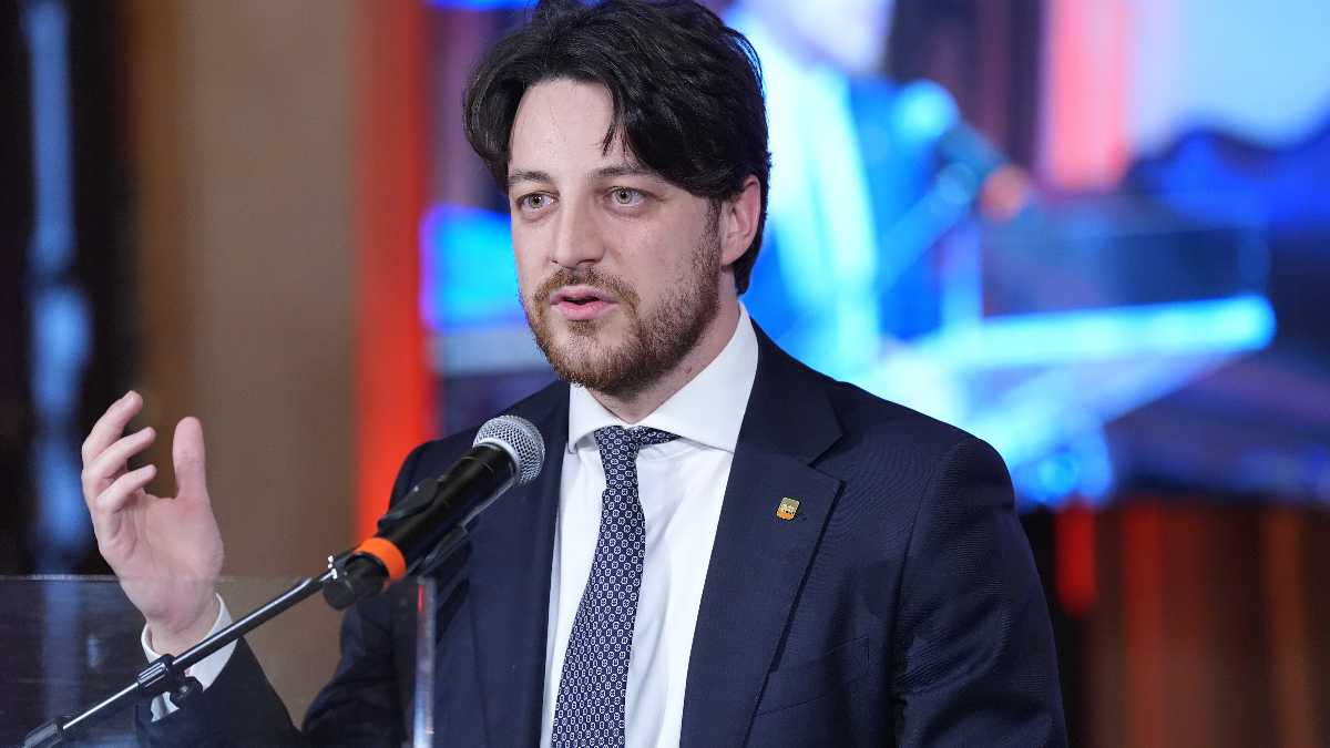 Immagine di Stefani, presidente del Veneto: "La vittoria di Venturini a Venezia è un laboratorio per il centrodestra"