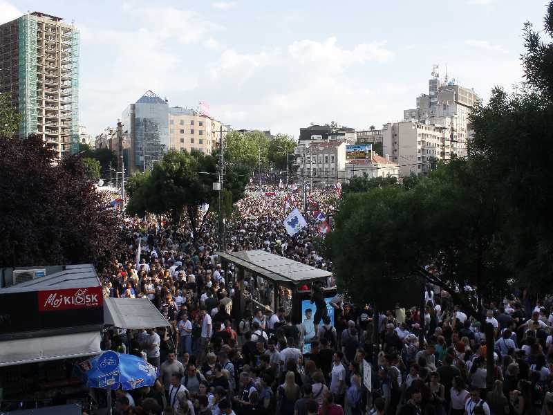 Come si sono trasformati gli studenti serbi che aprono in piazza la campagna contro Vucic