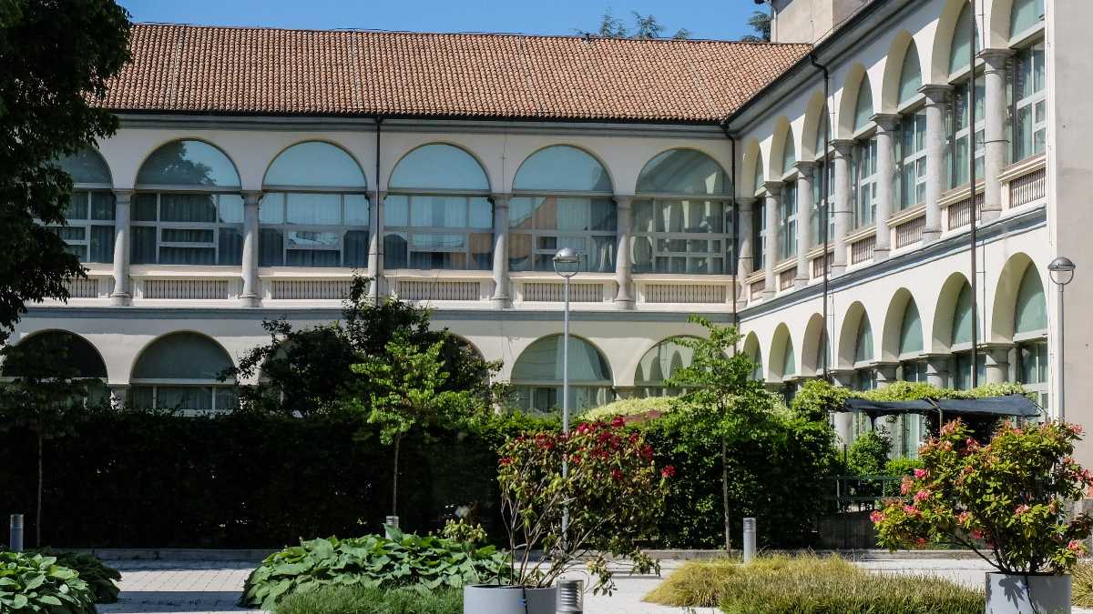 Immagine di Qui comune, acquistiamo palazzi vuoti per creare nuova edilizia