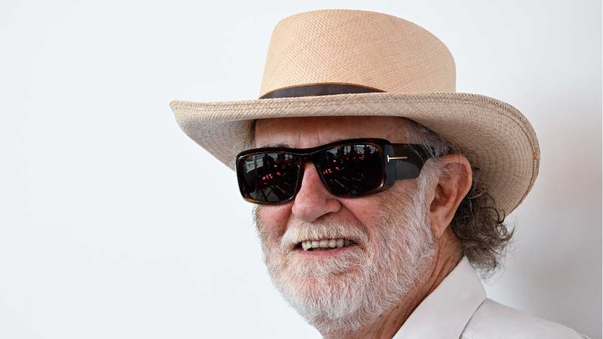 Immagine di Elogio della ritrosia di De Gregori contro i proclami politici. Meglio Dylan del Boss