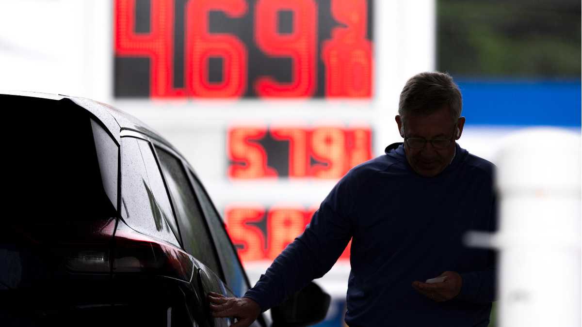Immagine di Benzina, inflazione, crescita più lenta: Trump non può troppo “fregarsene” di Hormuz