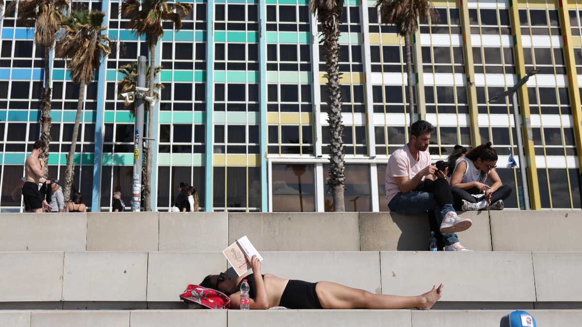 Immagine di Tel Aviv e Gerusalemme pari (non) sono