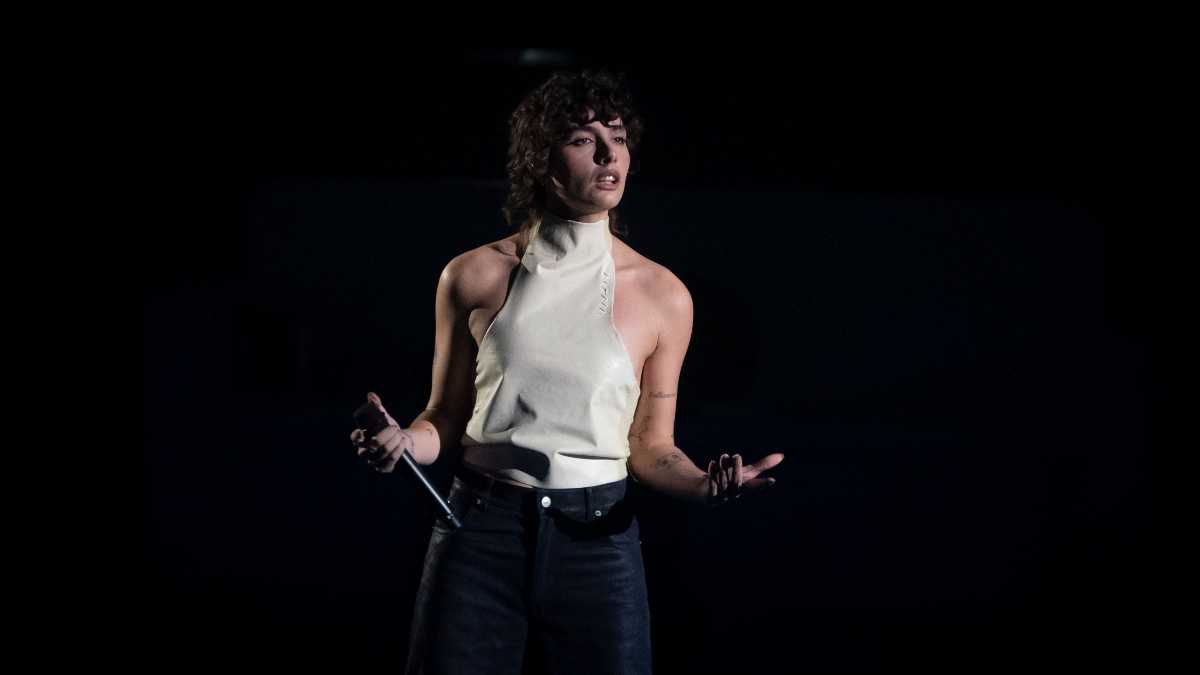 Immagine di Madame e la sua ribellione introspettiva contro lo show business
