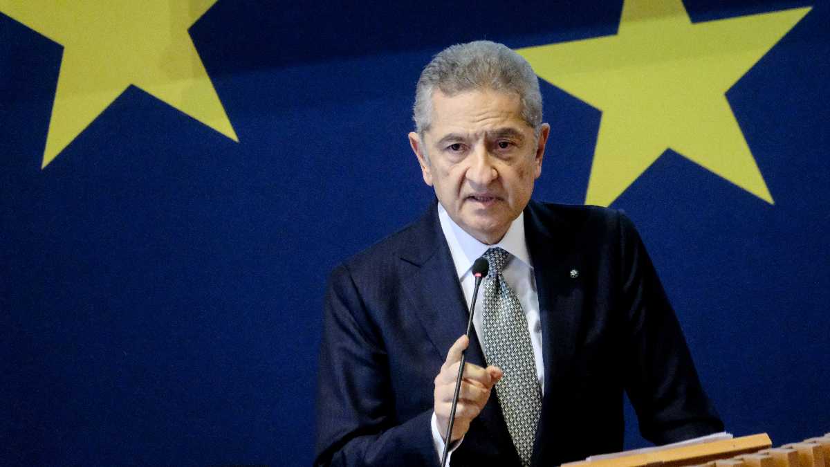 Immagine di Il discorso di Panetta: “L’AI può rilanciare la produttività, ma serve l’intervento pubblico”