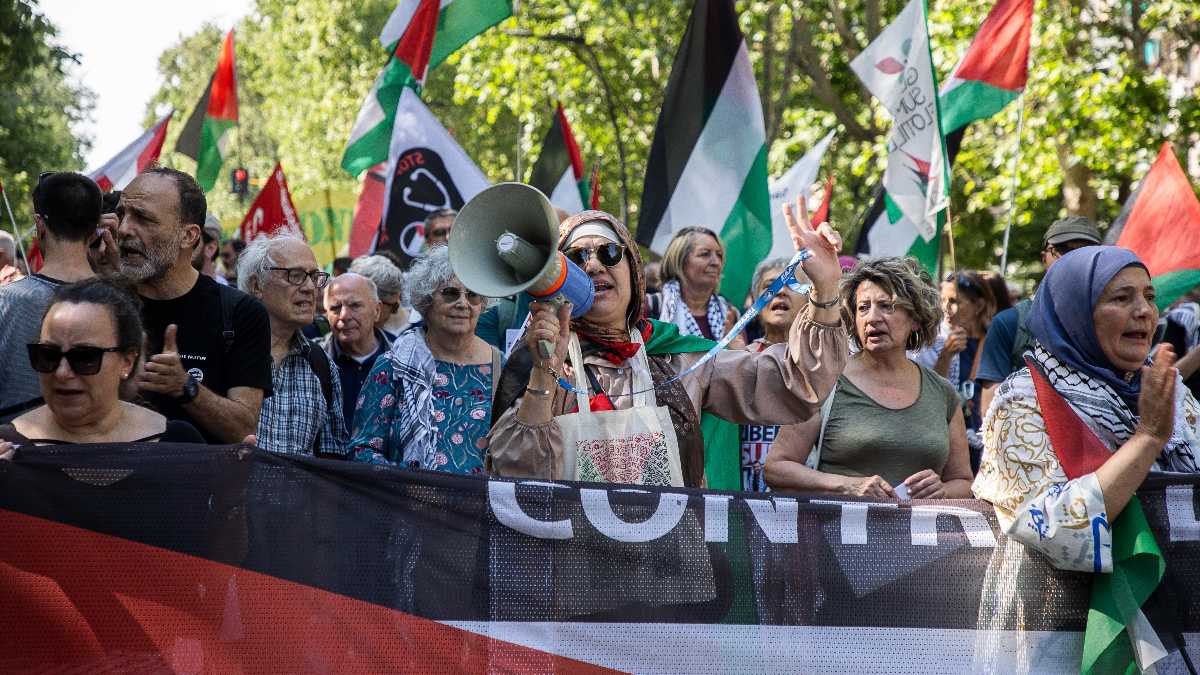 Immagine di De Luca e De Gregori siamo noi, non iscritti al Club del genocidio