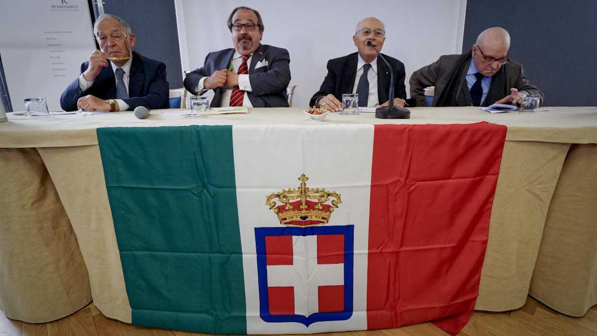 Immagine di "Il 2 giugno? Nel governo ci sono tanti ministri monarchici". Parla il capo dell'Unione monarchica italiana