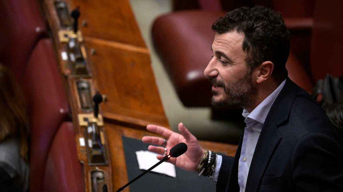Immagine di Il problema non è Pozzolo brillo in un fosso, ma Vannacci sobrio nel centrodestra