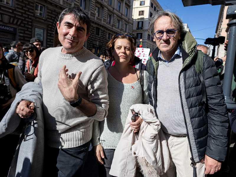 Avs e l’affanno primarie: Bonelli, Fratoianni o un Papa straniero? Ma il piano è evitarle