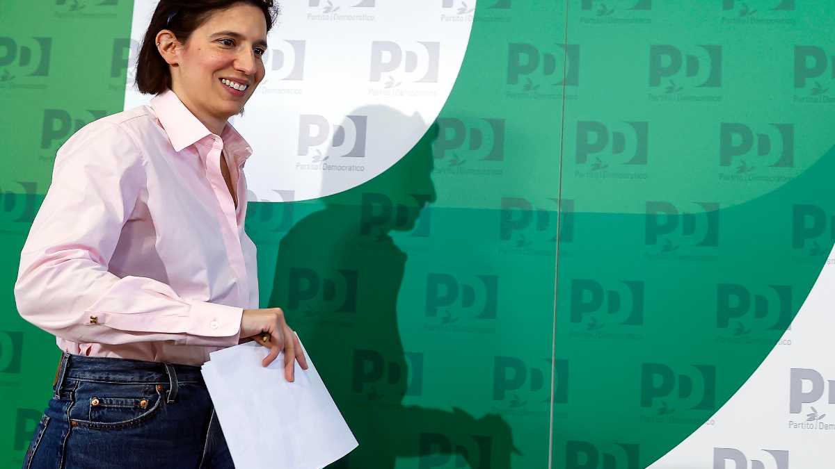 Immagine di Il “diritto a restare” secondo Schlein. Nuovo bonus e soliti problemi