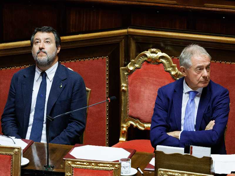 Oltre la social card: tutte le tensioni Salvini-Urso. Il pressing Lega sul ministro