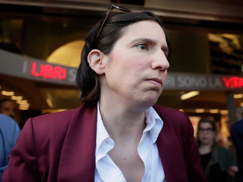 Schlein e le donne: le fughe, i veleni in chat fra deputate. Annunziata: "Serve il dissenso"