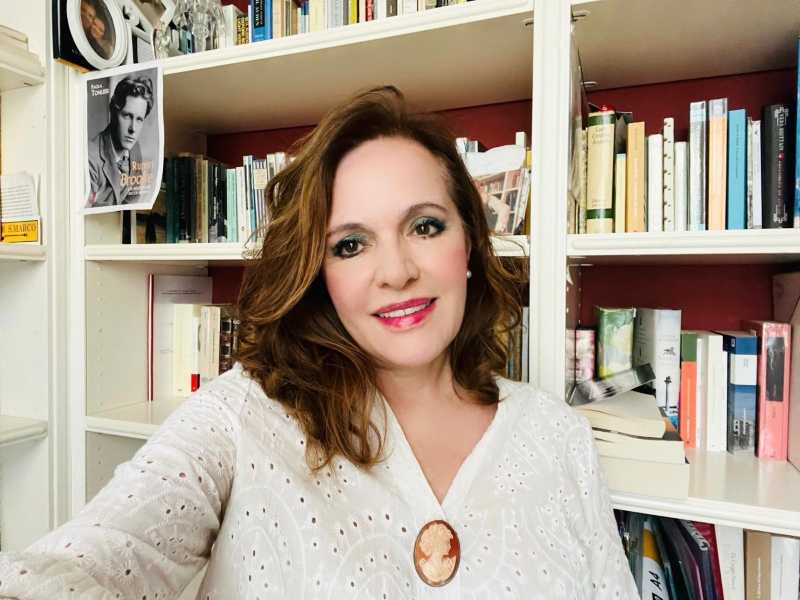 L'anglista Paola Tonussi, viaggi poetici tra la guerra di Brooke e i fiori di Dickinson