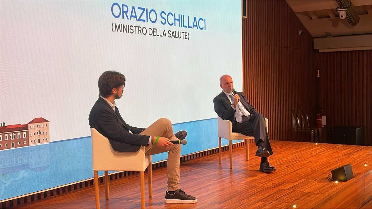 Immagine di Schillaci: "Sulla riforma della medicina generale non possiamo tirarci indietro. Il governo troverà una soluzione"