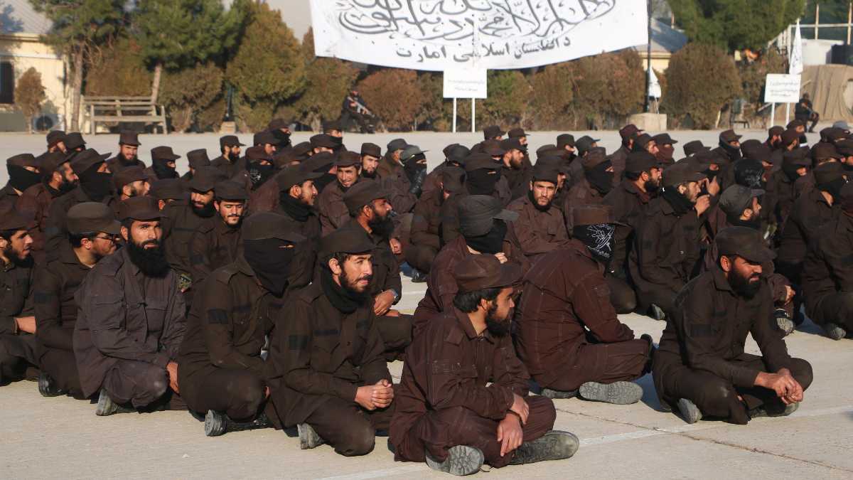 Immagine di A Herat i talebani sparano sulla folla, a Bruxelles siedono ai tavoli dell’Ue