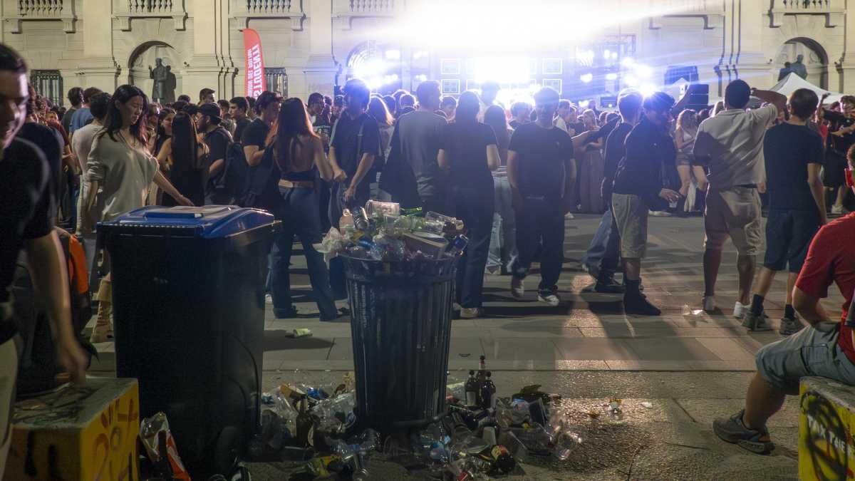 Immagine di Movida, criminalità e residenti, arriva l’ordinanza estiva del Comune (cornuto e mazziato)
