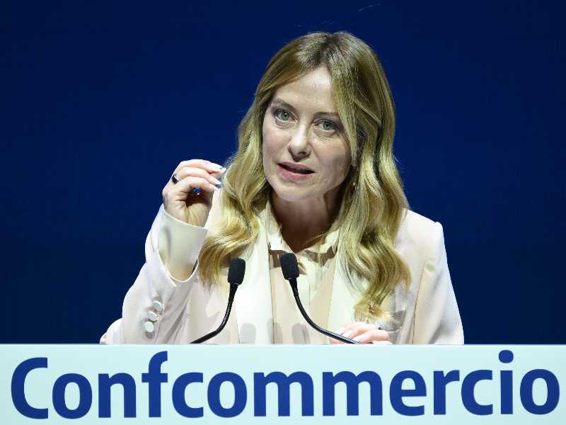 Giorgia Meloni all'assemblea Confcommercio (Foto Ansa)