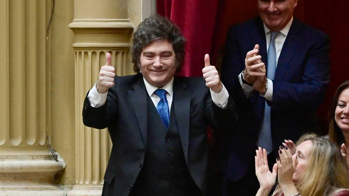 Immagine di Buone notizie per Milei: S&P promuove l’Argentina e l'Unicef registra il crollo della povertà infantile