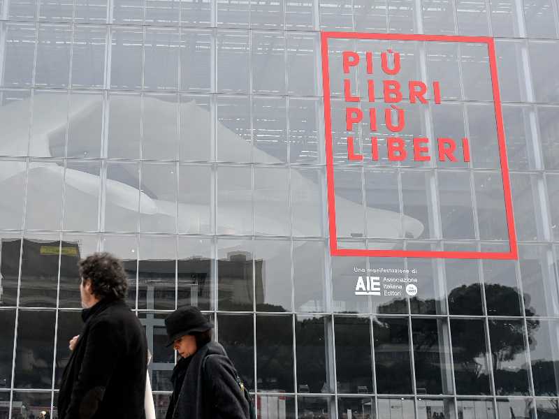 L'edizione 2024 della fiera nazionale della media e piccola editoria Più libri più liberi, nella Nuvola all'Eur di Roma (Ansa/Riccardo Antimiani)
